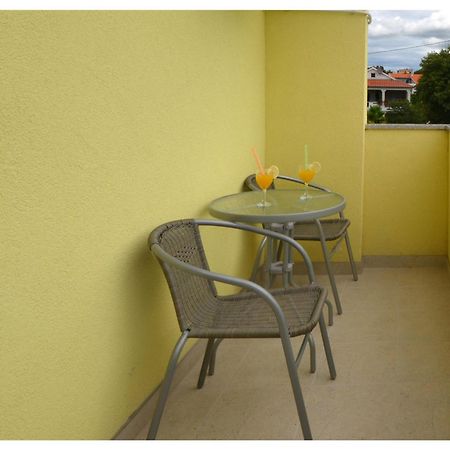 Aprtment Close To Center Zadar Room photo